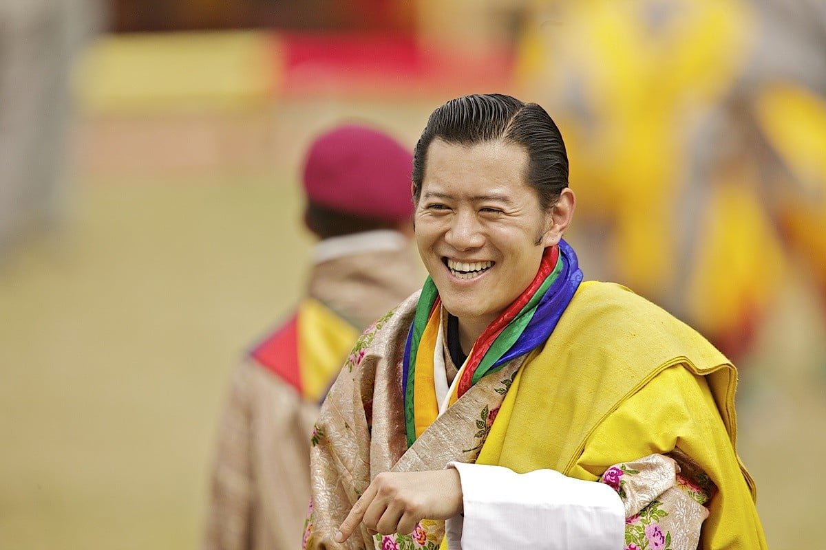 Celebrity Net Worth logo