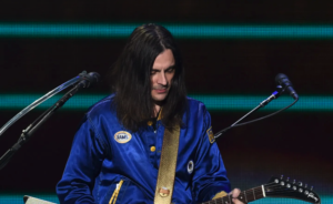 Brian Bell Net Worth | Celebrity Net Worth
