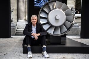 James Dyson Vacuumed Up An $18 Billion Fortune And Is The Richest Person In England Thanks To His Incredible Gadgets